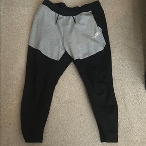 Nike tech grey and black Joggers